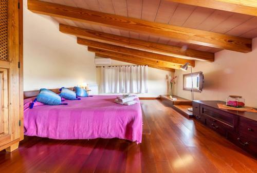 Es Barcares Villa Sleeps 8 Pool Air Con Wifi
