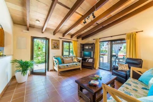 Es Barcares Villa Sleeps 6 Pool Air Con Wifi