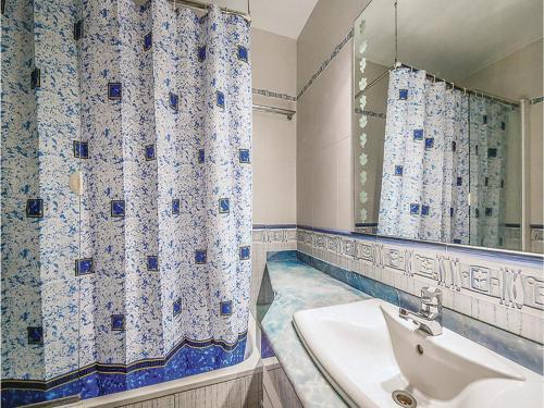 Holiday Apartment Premia De Mar 01