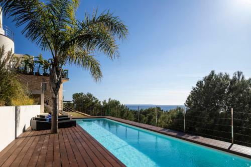 Villa Infinity -amazing Luxury Villa 3 Pools & Jacuzzi