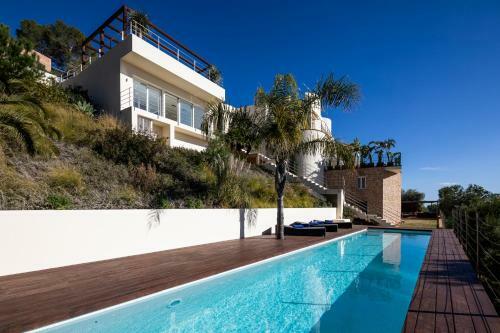 Villa Infinity -amazing Luxury Villa 3 Pools & Jacuzzi