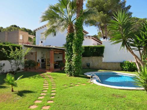 Ferienhaus Mit Pool Roda De Bar� 100s