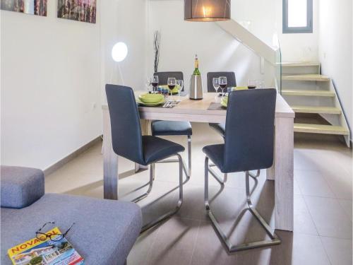 Two-bedroom Holiday Home In Rojales