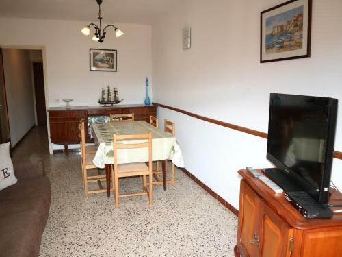 Apartamento Rosas III 6 6