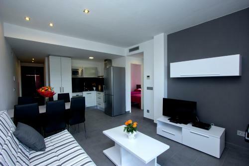Inmosantos Apartaments Nuria