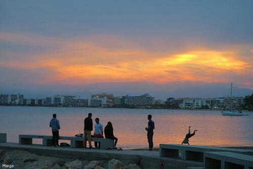 Apartamento A 200 Mtrs De La Playa En Roses Centro