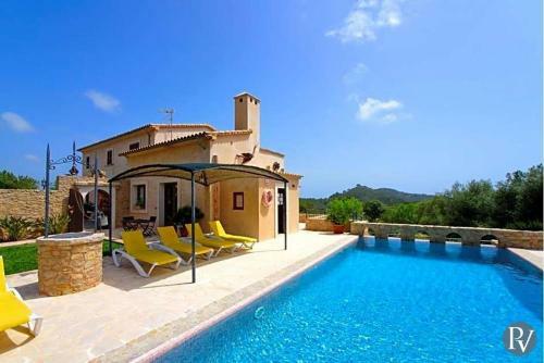 S'horta Villa Sleeps 10 Pool Air Con Wifi