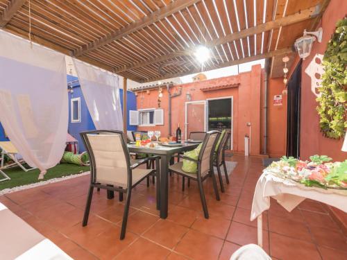 Holiday Home Can Marc Beach House