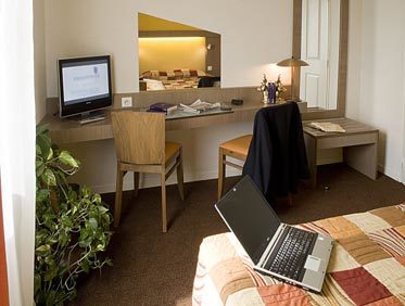 Alysson Hotel