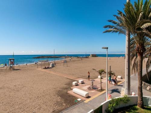 Beachfront Apartment Las Burras Mra 02