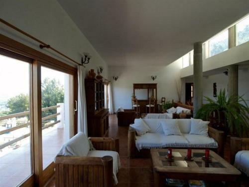 San Jose Villa Sleeps 8 Pool Wifi