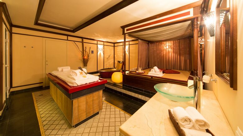 Gpro Valparaiso Palace Hotel & Spa