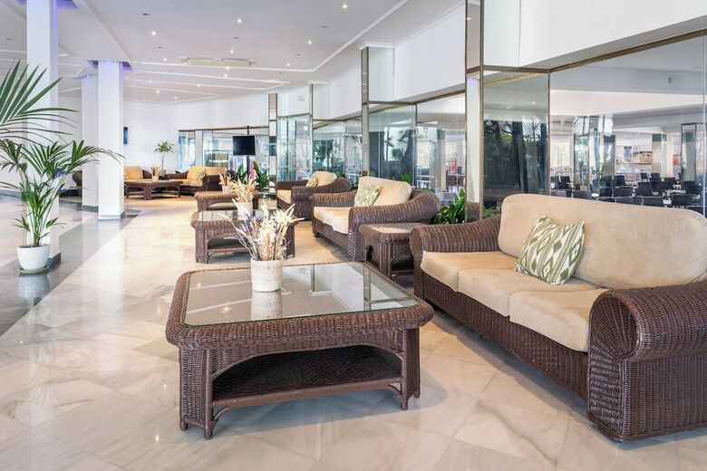 Hotel Sol Milanos Ping�inos