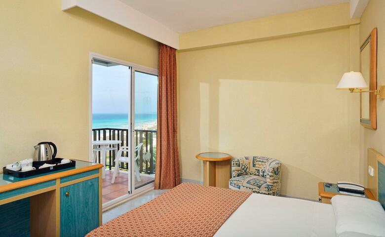 Hotel Sol Milanos Ping�inos