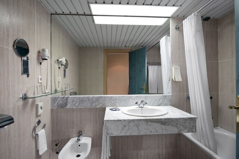 Hotel Sol Milanos Ping�inos