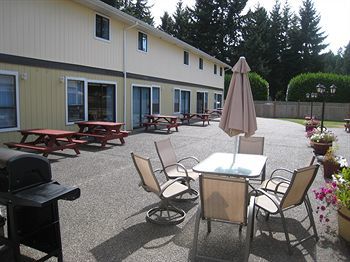 Hotel Riverside Resort Motel And Campground