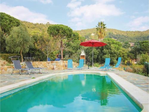 Three-bedroom Holiday Home In Santa Cristina D'aro