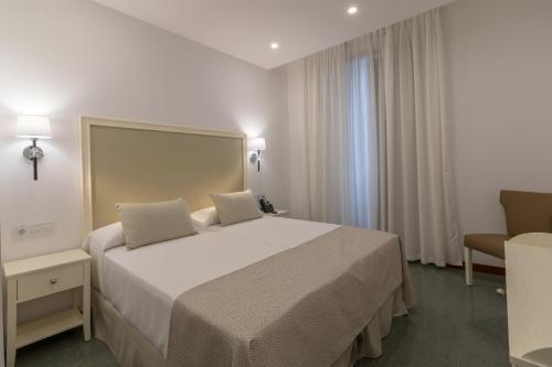 Hotel Emblem�tico Holiday Time