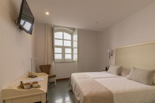 Hotel Emblem�tico Holiday Time