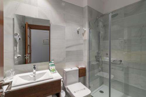 Hotel Emblem�tico Holiday Time