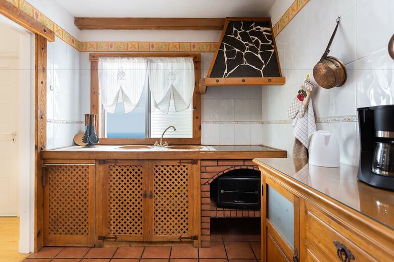 Duplex Acor�n With Pool And Sea View