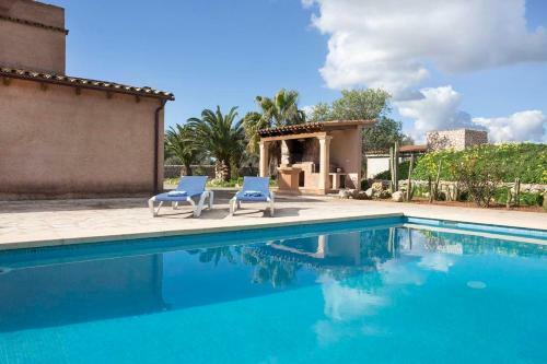 Santanyi Villa Sleeps 4 Pool Air Con Wifi
