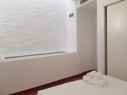 Reservaloen Casa Sevillana