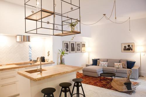 Quiet & Modern Apartment In Typical Sevilla House