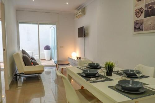 White Center Apartment