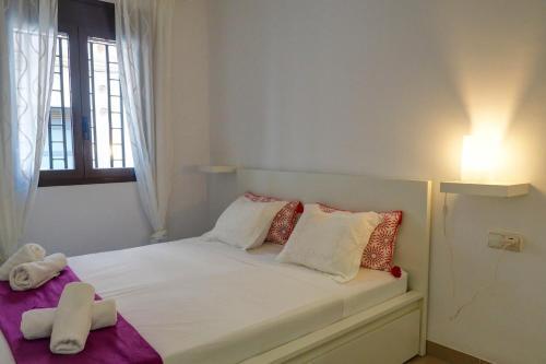 White Center Apartment