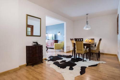 Pure Olive Garden Apartment Sitges