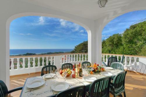 Son Bou Villa Sleeps 13 Pool Air Con Wifi