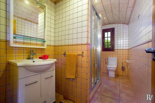 Son Macia Villa Sleeps 6 Pool Air Con