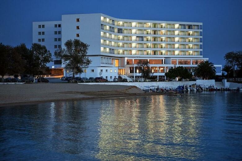 Hotel Lucy
