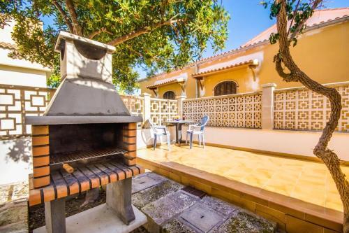 Son Serra De Marina Villa Sleeps 4