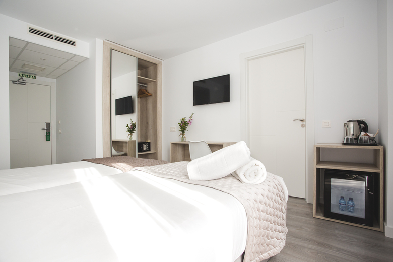 Hotel Dwo �baster