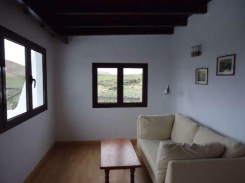 Tahiche Villa Sleeps 8 Wifi