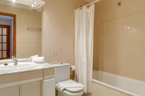 Tamariu Apartment Sleeps 6 Pool T425188