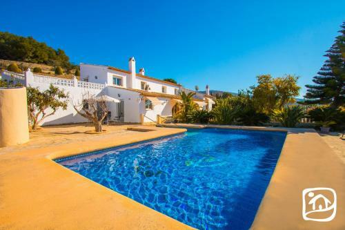 Abahana Villas - Casa Cansala