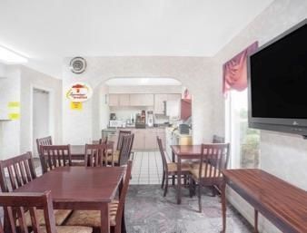Hotel Super 8 Decatur Priceville