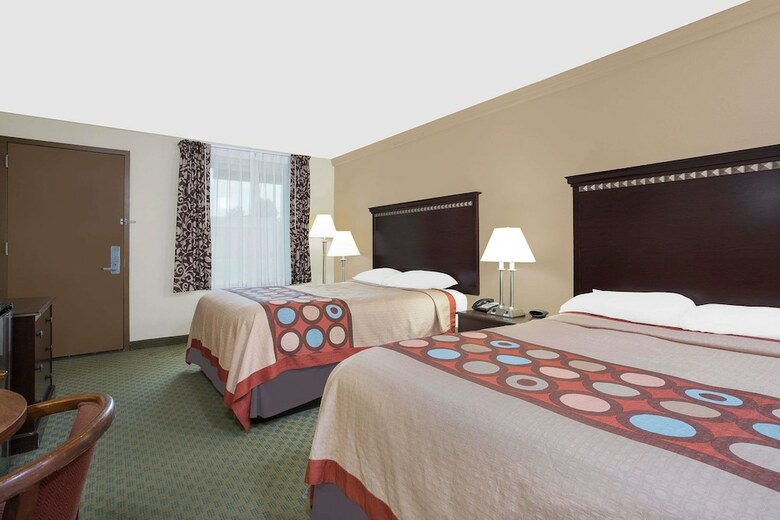 Hotel Super 8 Danville Pa