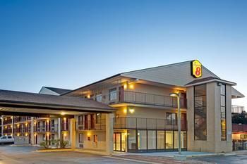 Hotel Super 8 Fredericksburg/north