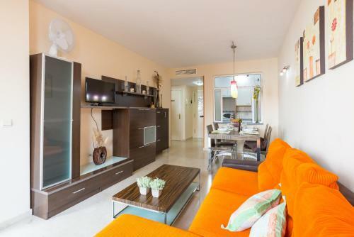 Malagasuite Torremolinos Beach Apartment