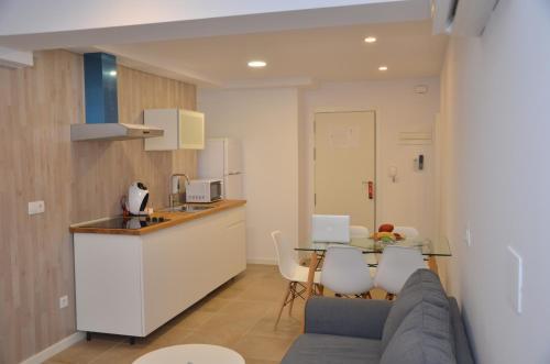 Hostal City Suites Apartments