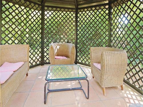 Thirteen-bedroom Holiday Home In Vilanova Del Valles