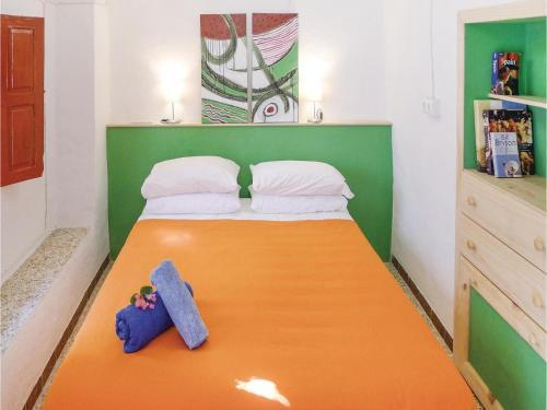 Two-bedroom Holiday Home In Velez-malaga