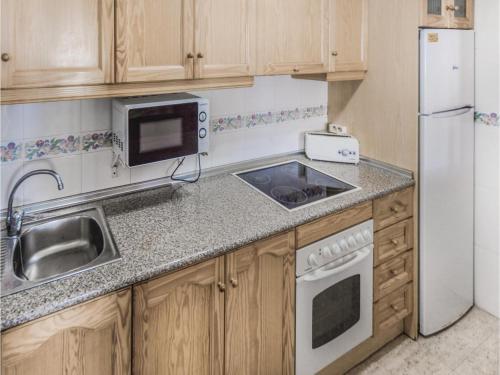 Two-bedroom Apartment In Vera