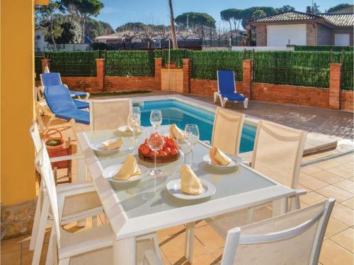 Holiday Home Carer 07