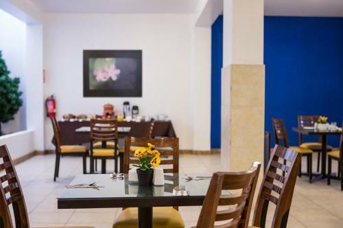 Home Hoteles Casa Arcopunku