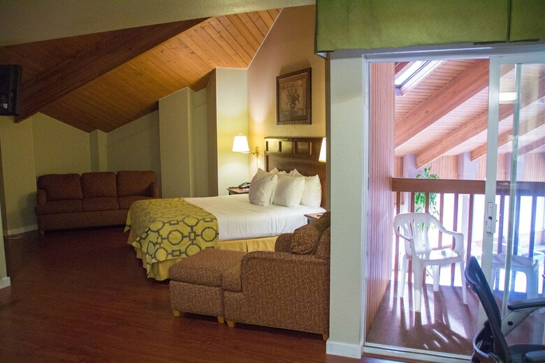 Hotel Baymont Inn And Suites Yreka